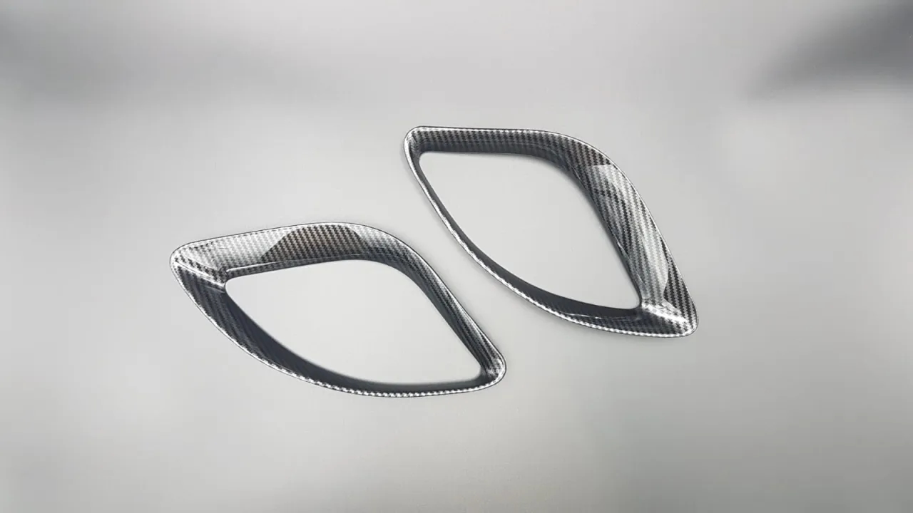 Ile kosztuje hydrografika? Poznaj ceny i tajniki malowania samochodów